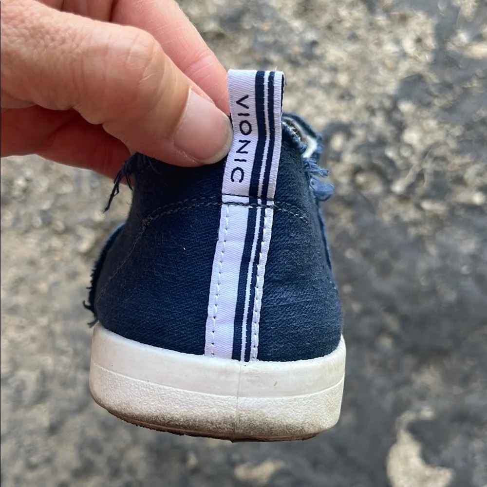 Vionic Beach Denim Blue Sneakers - Picture 4 of 12